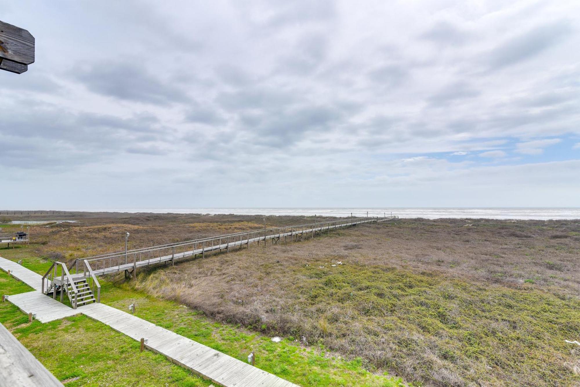 Oceanfront Surfside Beach Home Bbqs, Decks And More Exterior photo